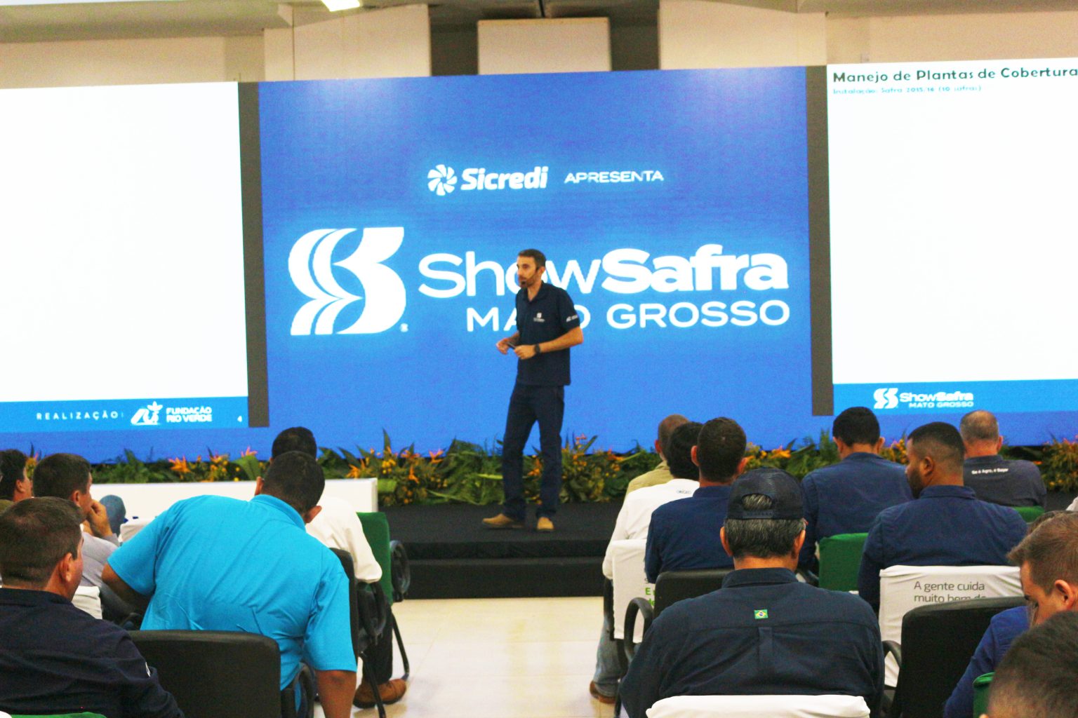 Pesquisador da Fundação Rio Verde apresenta resultados de campo e orientações práticas no Show Safra MT